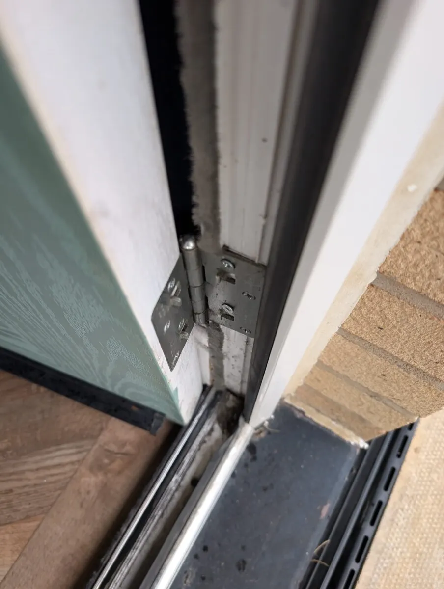 Project 1, locksmith work by Gary Korab in Accrington, Lancashire. Photo 4 of 25.